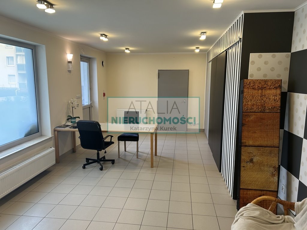 Lokal usługowy 47 m² (Grodzisk Mazowiecki) z dostępem od patio Grodzisk Mazowiecki  47m2 Foto 1