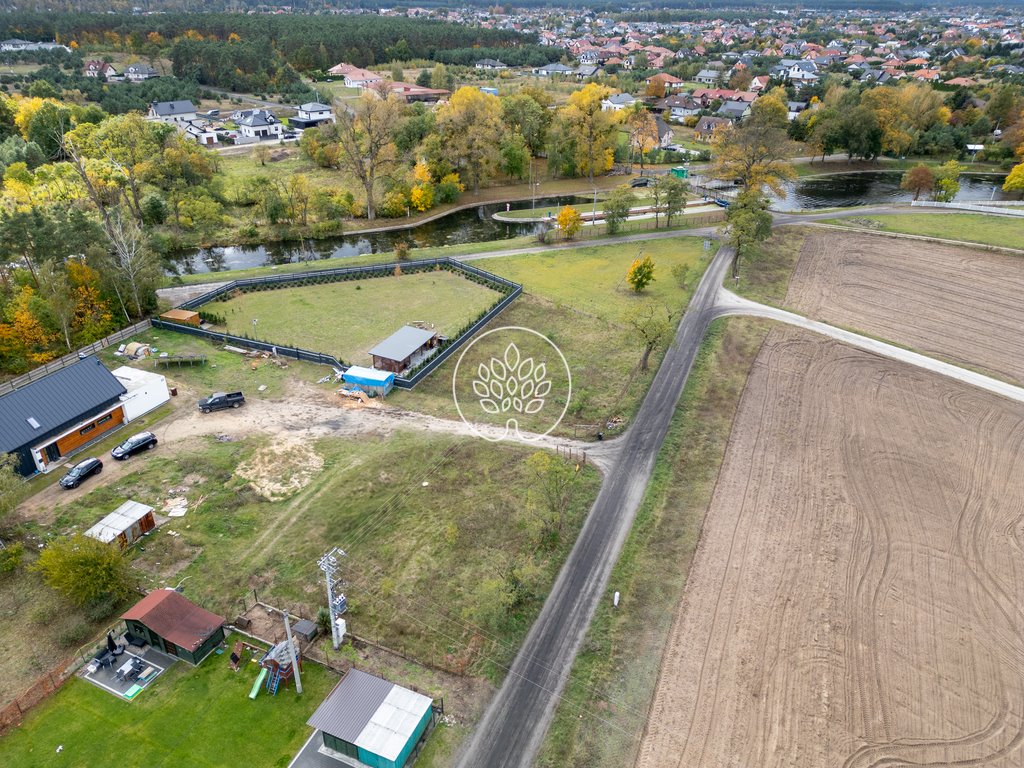 Działka budowlana na sprzedaż Lisi Ogon  926m2 Foto 1