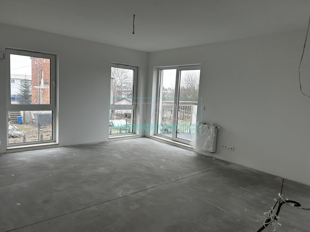 Mieszkanie trzypokojowe na sprzedaż Piastów  68m2 Foto 1