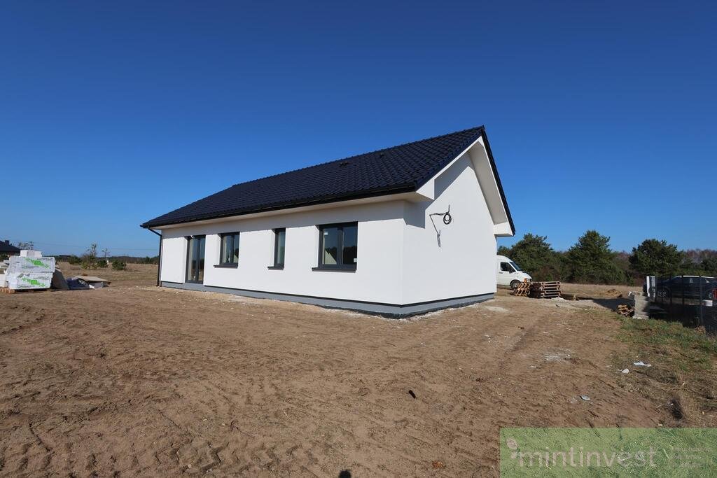 Dom jednorodzinny 106,66 m2 z ogródkiem, stan deweloperski Białuń  107m2 Foto 1