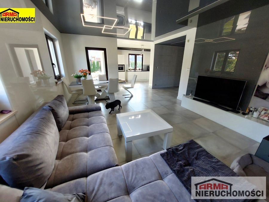 Nowoczesny dom 280 m2 z kominkiem i garażem w Stargardzie Stargard, OS. PYRZYCKIE, Niepodległości  280m2 Foto 1