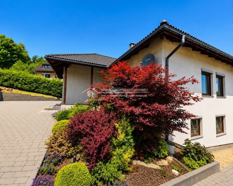 Do sprzedania dom z panoramicznym widokiem na Beskidy, 242 m² Bystra  242m2 Foto 1