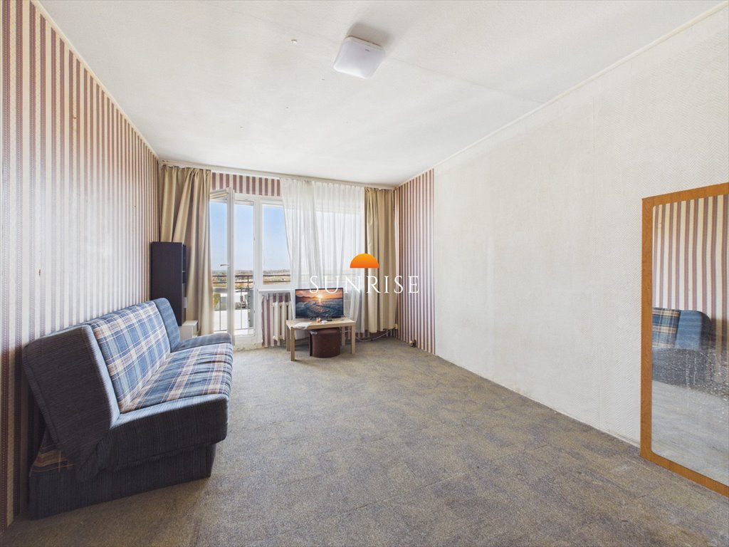 Na sprzedaż jasne 2-pokojowe mieszkanie z balkonem i pięknym widokiem na staw Kołobrzeg, Śródmieście, Budowlana 17  48m2 Foto 1