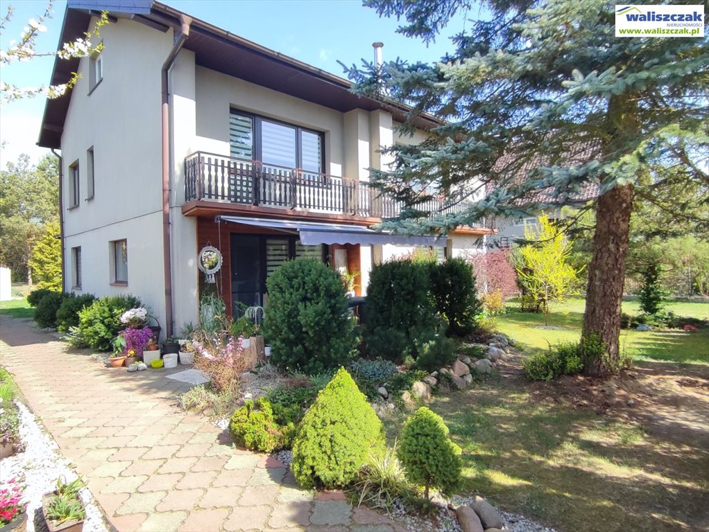 Przestronny dom 196 m² z garażem i ogrodem w Ręczno Ręczno  373m2 Foto 1