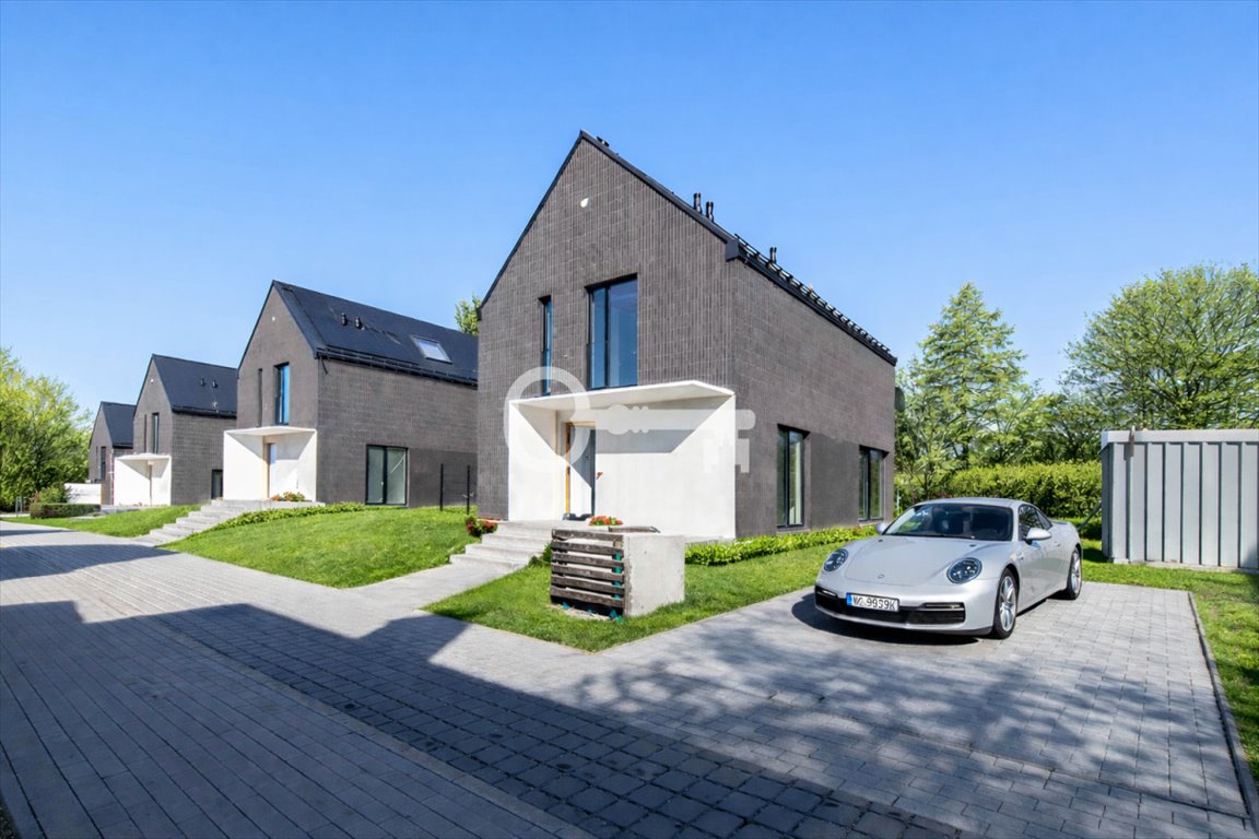 Przestronny dom z 40m² salonem i prywatnym azylem master Kraków, Wola Justowska  129m2 Foto 1