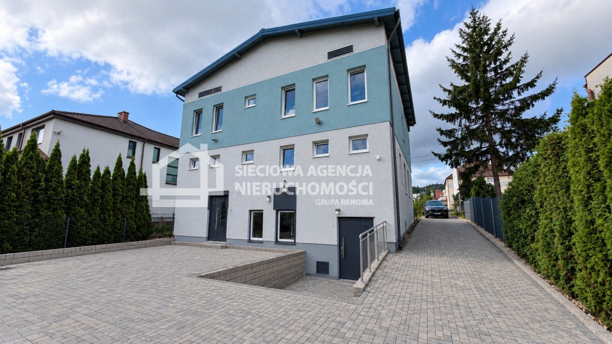 Lokal użytkowy 390 m² w Rumi (blisko głównej ulicy) Rumia  390m2 Foto 1