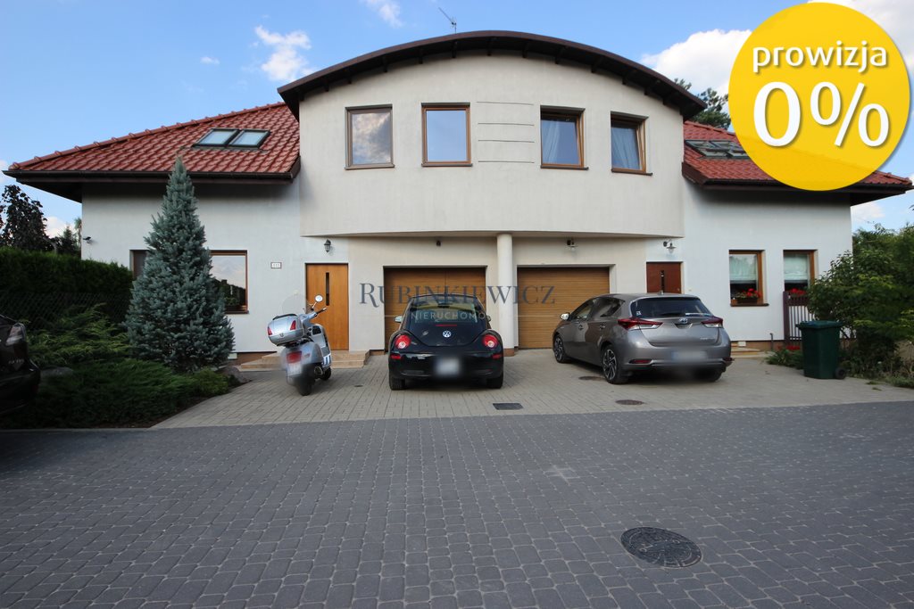 Dom na sprzedaż Bobrowiec, Bajeczna 190m2 Foto 1 Dom na sprzedaż Bobrowiec, Bajeczna 190m2 Foto 1