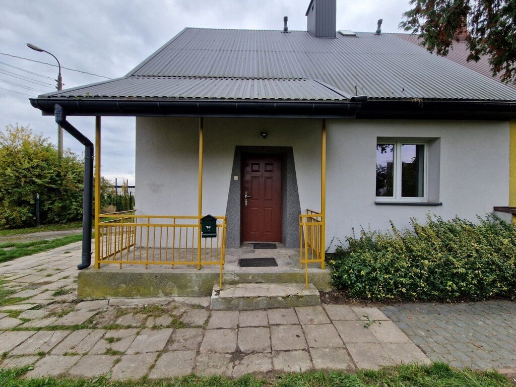 Dom z ogrodem i możliwością podziału na dwa lokale Kraśnik, Kolejowa  96m2 Foto 1