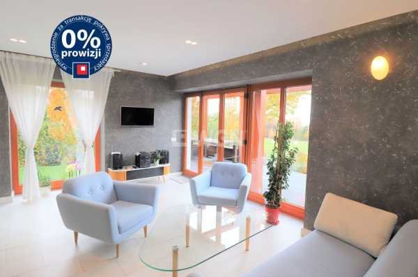 Dom na sprzedaż Ustroń 275m2 Foto 1 Dom na sprzedaż Ustroń 275m2 Foto 1