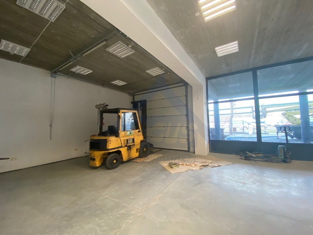 Nowoczesny magazyn i biura 400 m² na Pradze Południe zapraszam Warszawa, Wawer  400m2 Foto 1