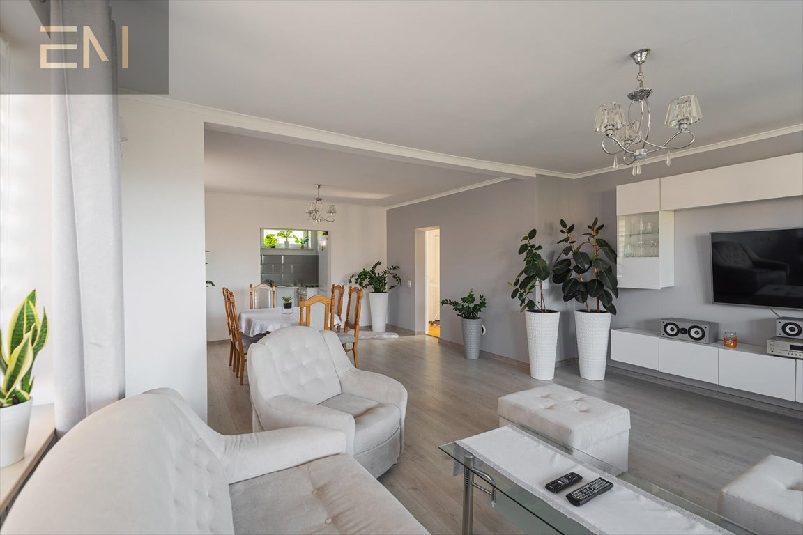 Polecam nowoczesny dom 169 m² z ogrodem i garażem w Strzyżowie Strzyżów  169m2 Foto 1
