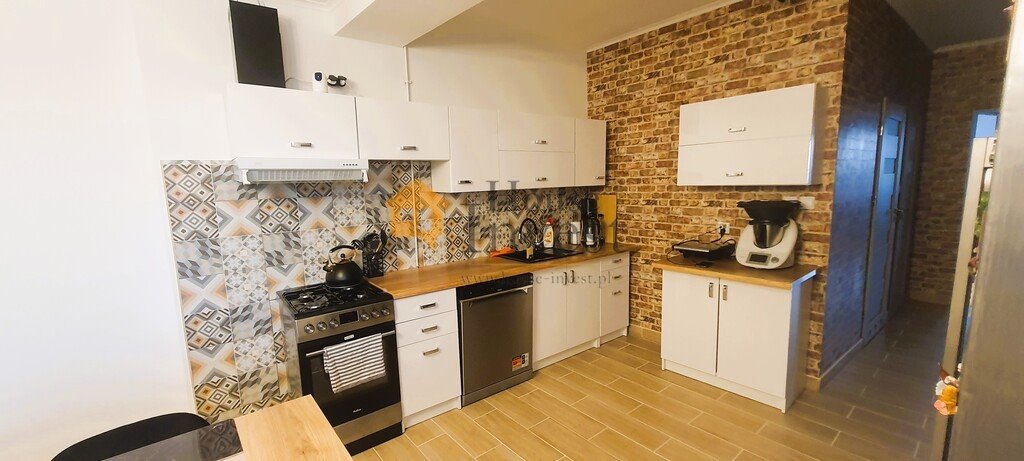 Mieszkanie czteropokojowe  na sprzedaż Legnica, Fabryczna  80m2 Foto 1