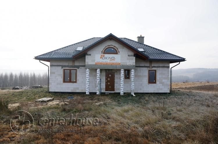 Dom na sprzedaż Dynów 180m2 Foto 1 Dom na sprzedaż Dynów 180m2 Foto 1