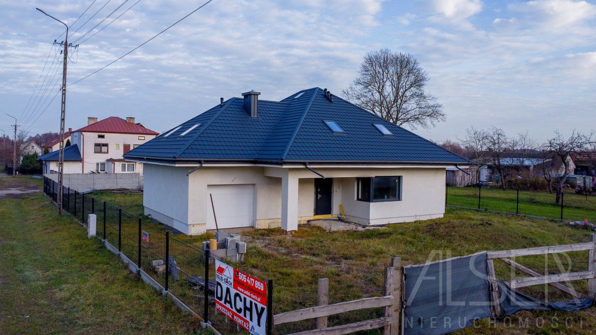 Nowoczesny dom do wykończenia - garaż i duża działka Turzyn  197m2 Foto 1
