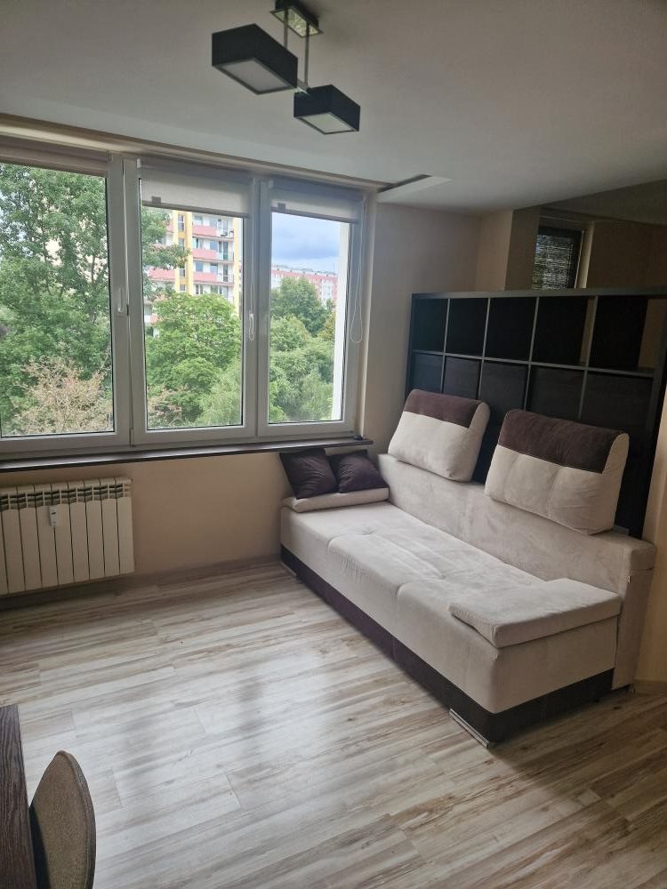 Na wynajem komfortowe 31 m² na Saskiej Kępie w Warszawie Warszawa, Praga-Południe, Saska Kępa, Saska 4  31m2 Foto 1