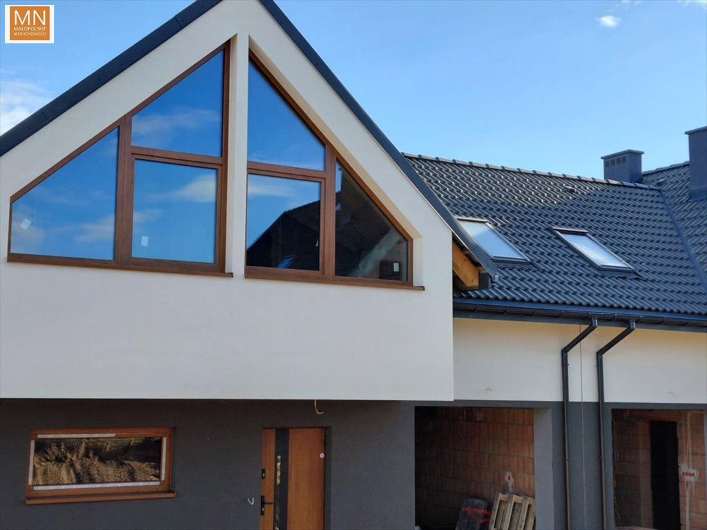 Nowoczesny dom z garażem 5 pokoi, tarasem i klimatyzacją polecam Dojazdów, Żonkilowa  187m2 Foto 1