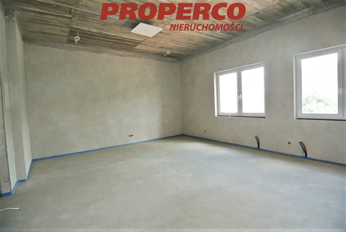 Lokal 220 m2 w Łomiankach z parkingiem i wysokimi sufitami Łomianki  220m2 Foto 1