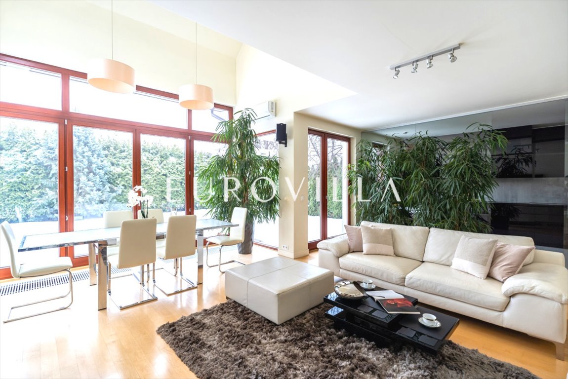 Ekskluzywny dom 287 m2 z tarasem w Wilanowie Zawadach Warszawa, Wilanów Zawady  287m2 Foto 1