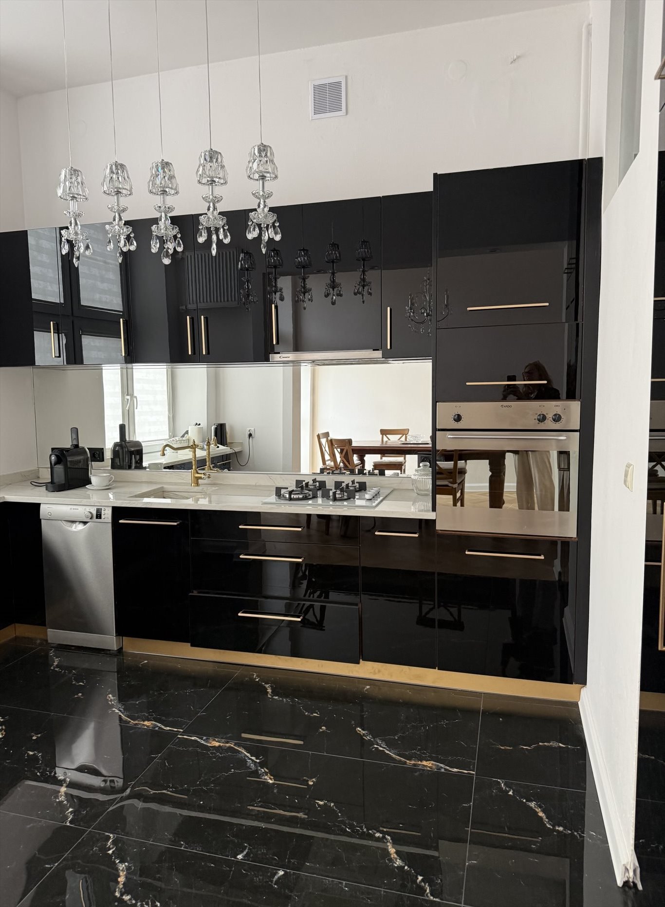 Mieszkanie trzypokojowe na wynajem Warszawa, Sródmieście, Traugutta  98m2 Foto 1