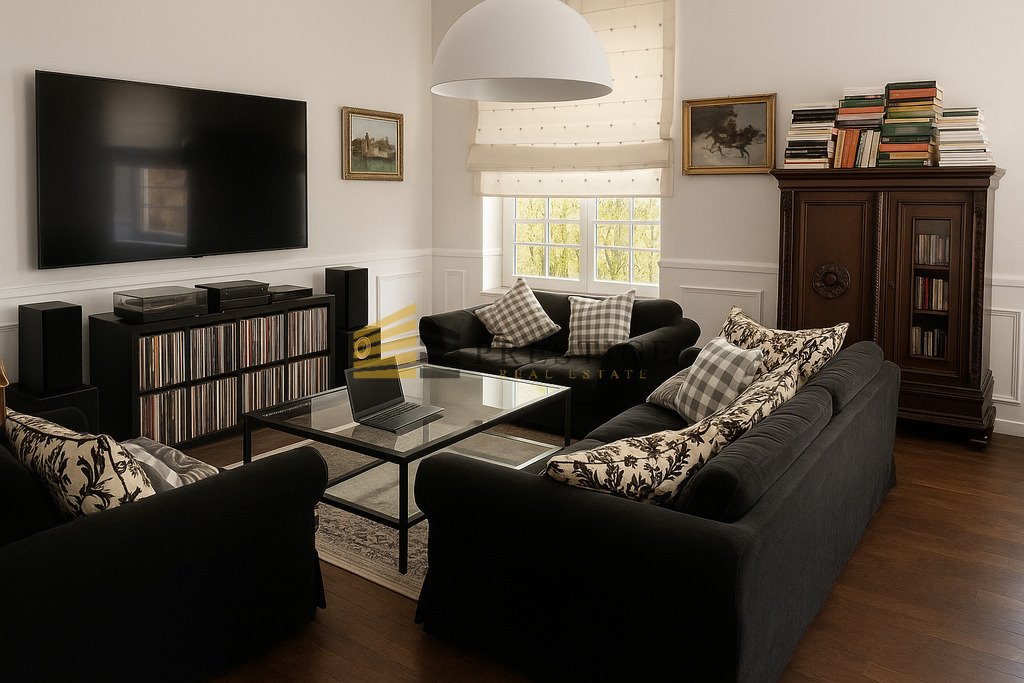 Mieszkanie czteropokojowe  na wynajem Warszawa, Śródmieście, Okólnik  113m2 Foto 1