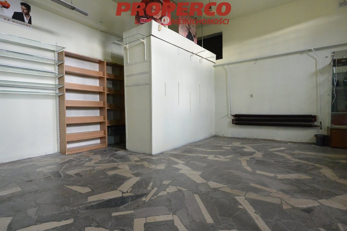 Lokal handlowo-usługowy 35,4 m² z witrynami i parkingiem: Kielce Podkarczówka