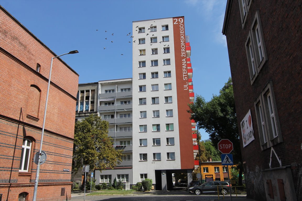 Na sprzedaż przestronne 48 m² mieszkanie z panoramicznym widokiem w Bytomiu Bytom, Śródmieście, Stefana Żeromskiego 29  48m2 Foto 1