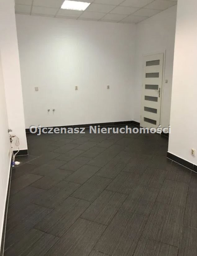 Lokal usługowy 35 m² z klimatyzacją i parkingiem polecam Bydgoszcz, Miedzyń  35m2 Foto 1
