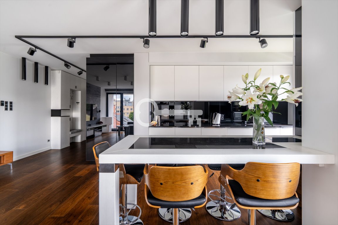 Mieszkanie dwupokojowe na sprzedaż Gdynia, Wzgórze Św. Maksymiliana, Batalionów Chłopskich  74m2 Foto 1