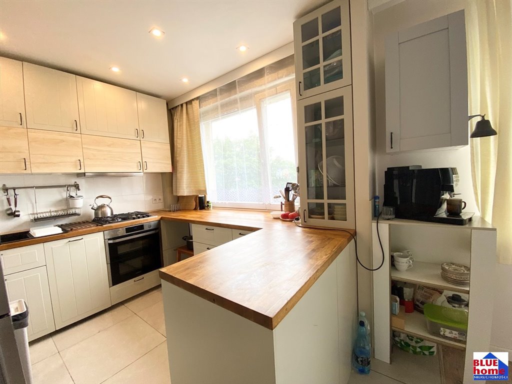 Zapraszam do obejrzenia przestronnego 73 m² mieszkania z balkonem w Katowicach Katowice, Bogucice  73m2 Foto 1