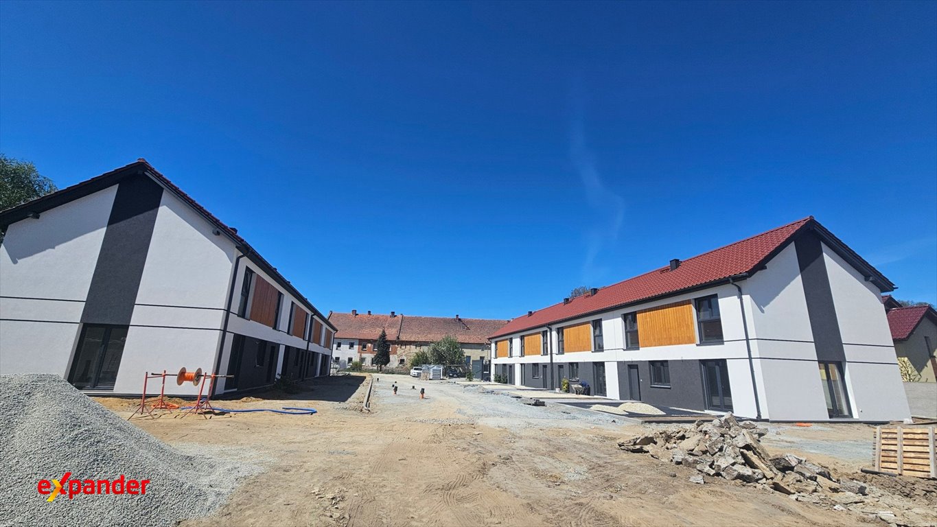 Polecam przestronny dom 105 m² z ogrodem i nowoczesnymi udogodnieniami Baranowice, Pałacowa  105m2 Foto 1