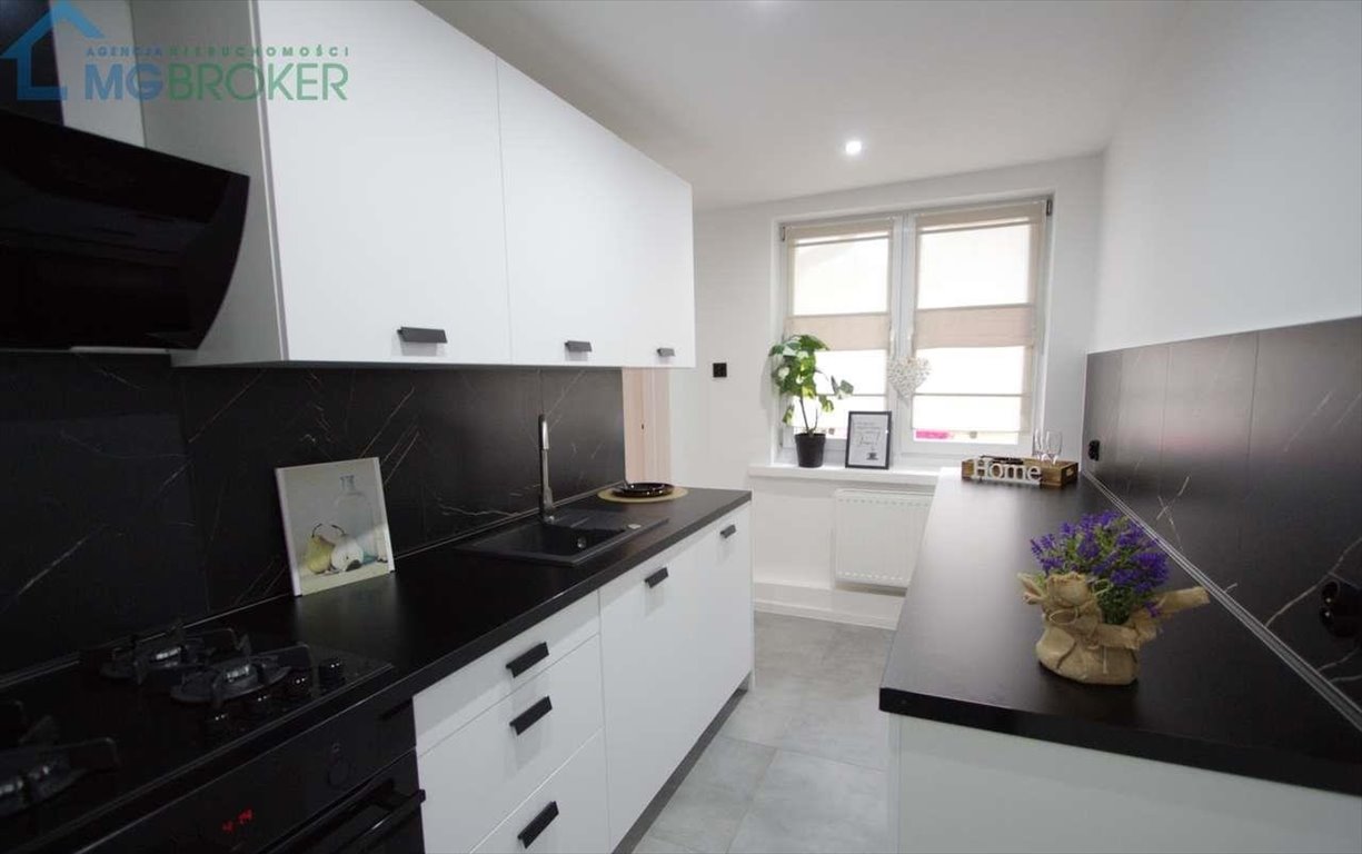 Mieszkanie dwupokojowe na sprzedaż Mysłowice, Wesoła, ul. Pocztowa  56m2 Foto 1