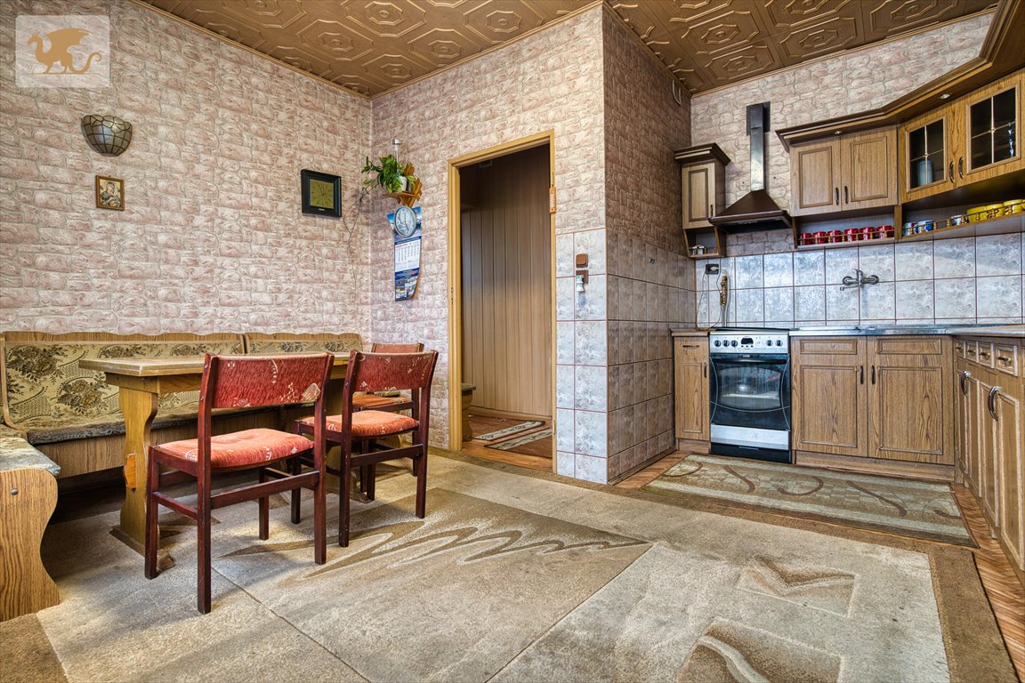 Przestronny dom z potencjałem inwestycyjnym, 303 m2, ogród Przeciszów, Okrężna  303m2 Foto 1