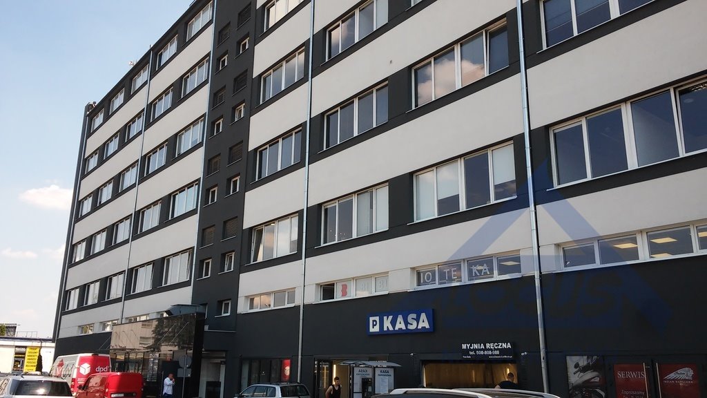 Biuro 238 m² w Warszawie (Włochy) z parkingiem i klimatyzacją: Warszawa Włochy