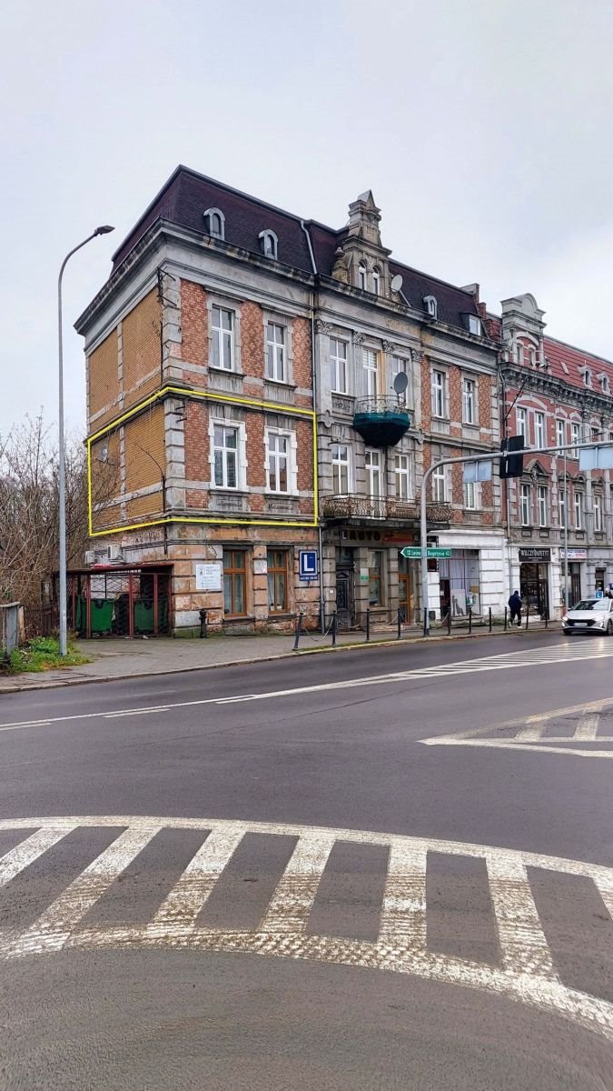 Mieszkanie dwupokojowe na sprzedaż Lubań  40m2 Foto 1