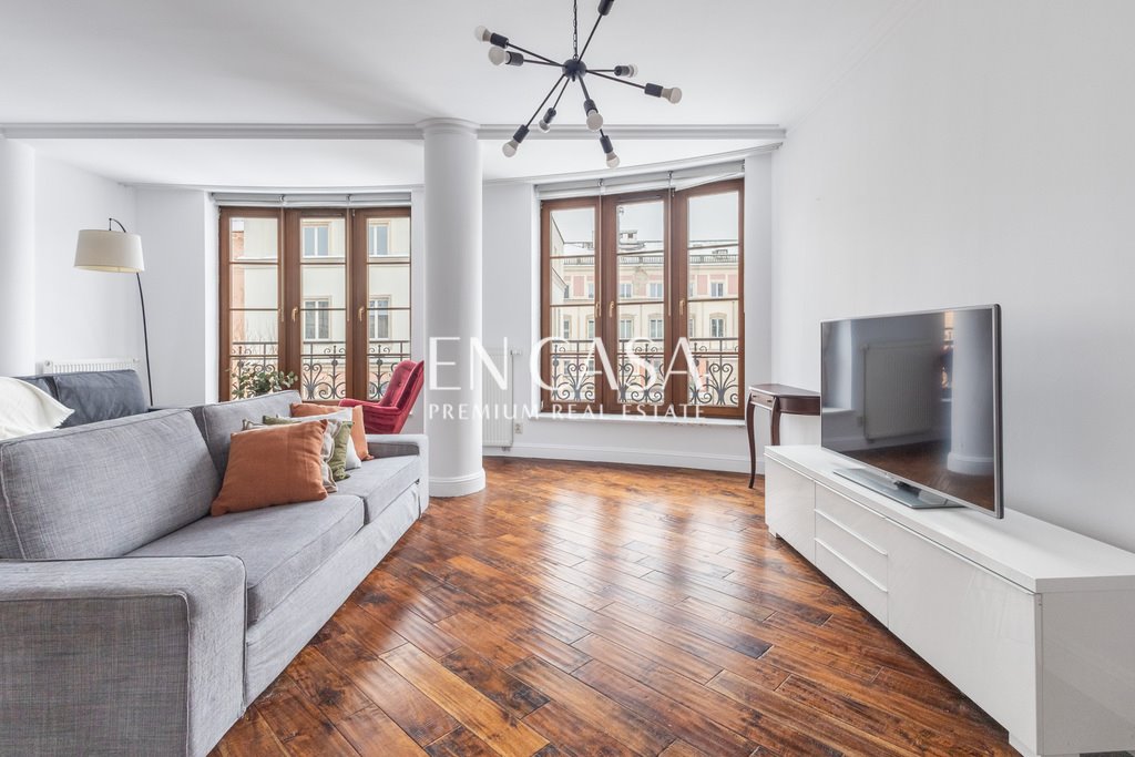 Ekskluzywne 91 m2 w sercu Warszawy z klimatyzacją i miejscem parkingowym Warszawa, Śródmieście, Powiśle, Bednarska  91m2 Foto 1