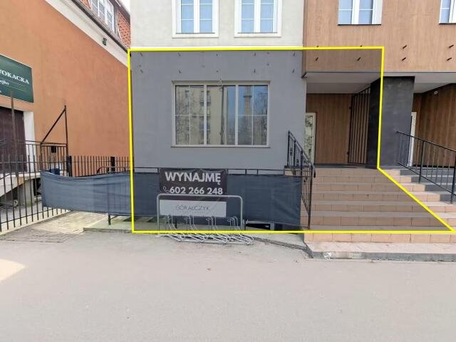Polecam lokal 93 m² z dużą witryną i parkingiem na Giżycku Giżycko, Olsztyńska  93m2 Foto 1