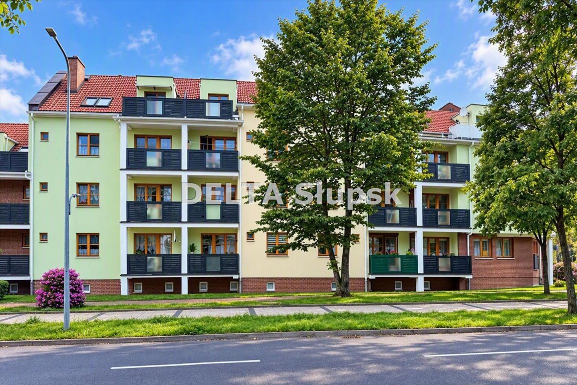 Do sprzedania przestronne mieszkanie 56 m² w Ustce z dużym balkonem Ustka, Wczasowa  56m2 Foto 1