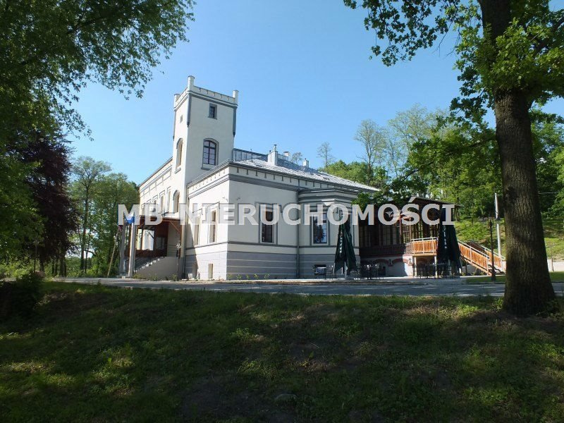 Hotel SPA z restauracją i zapleczem w pięknym parku Grudynia Wielka  1 303m2 Foto 1