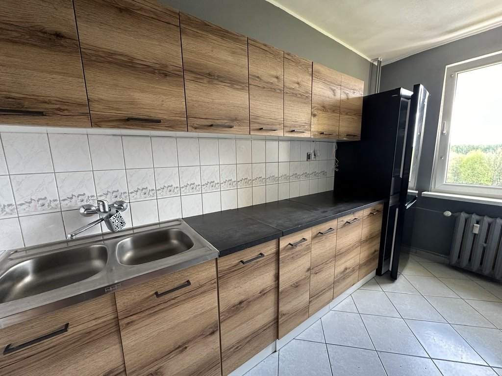 Gliwice, 2 pokoje do odnowienia, widok na miasto Gliwice, Os. Kopernika, Mikołaja Kopernika  46m2 Foto 1