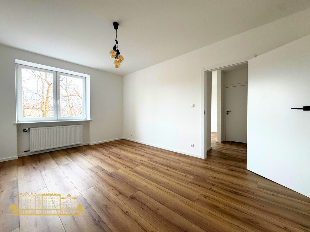 Przestronne 36m2 po remoncie z dużą kuchnią i piwnicą Kraków, Podgórze, rondo Antoniego Matecznego  36m2 Foto 1