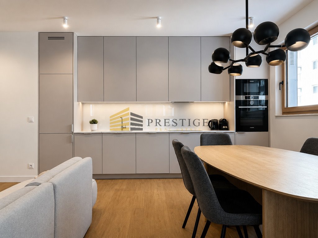 Na wynajem przestronne 3-pokojowe mieszkanie 77 m² w Warszawie Warszawa, Wola, Prosta  77m2 Foto 1