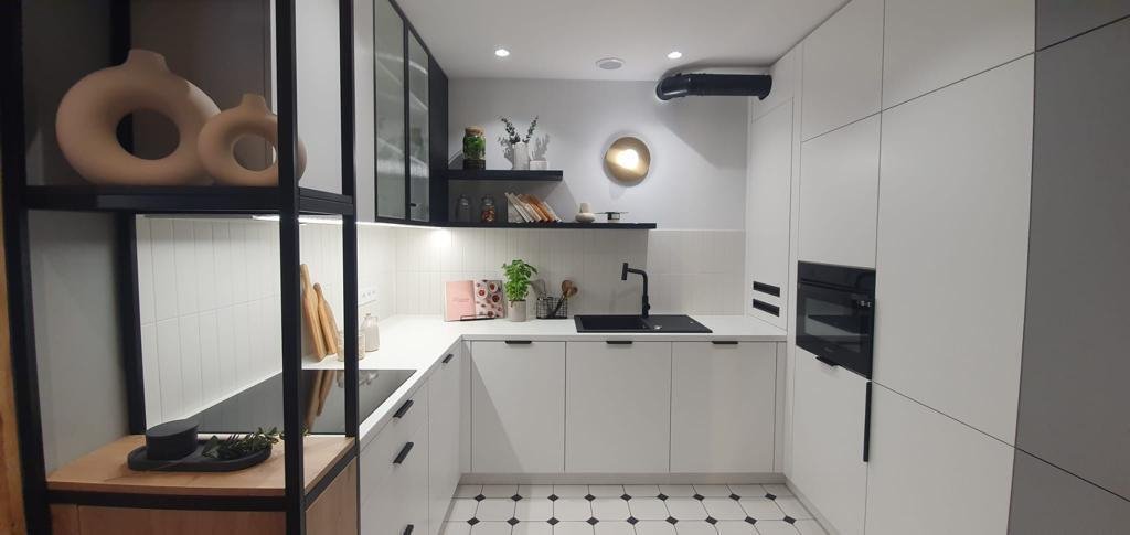 Mieszkanie dwupokojowe na sprzedaż Łódź, Śródmieście, Piotrkowska  67m2 Foto 1