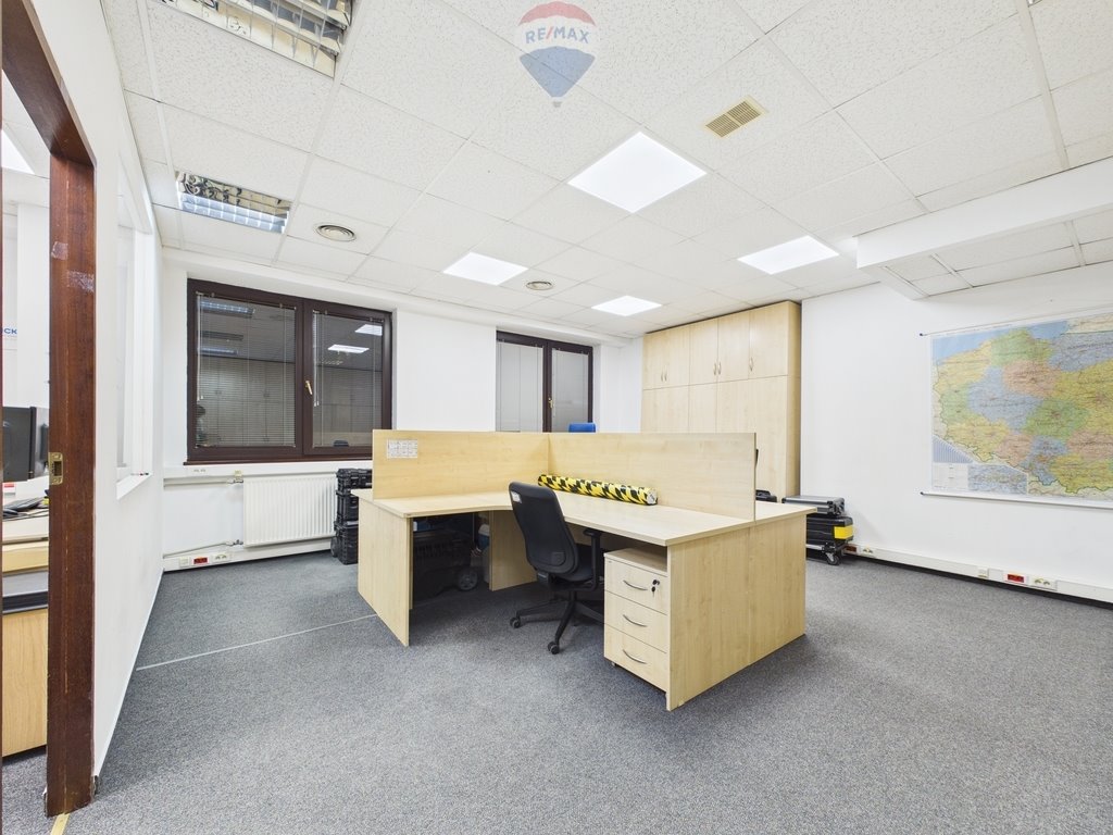 Przestronny lokal biurowy 230 m² z ochroną i parkingiem Warszawa, Wola, Ulrychów, Nakielska  230m2 Foto 1