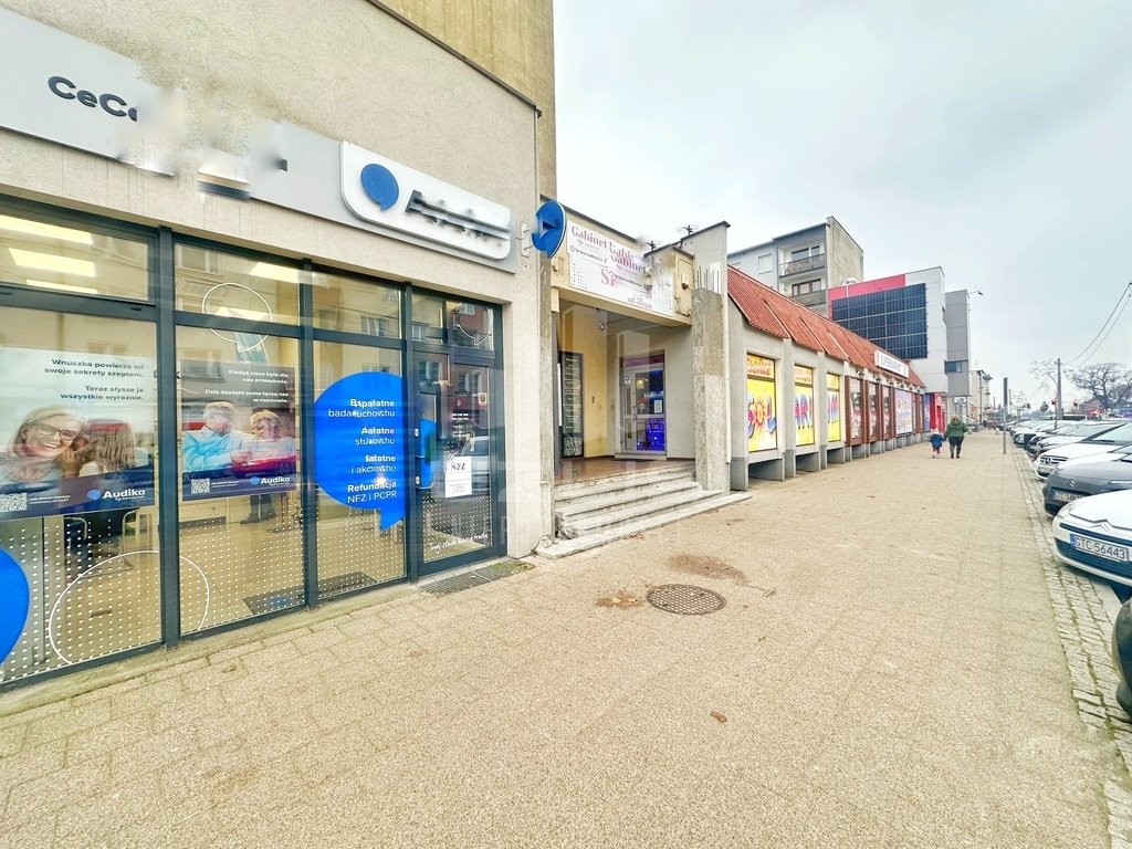 Lokal usługowy 40 m2 z witrynami, monitoringiem zapraszam Tczew, Gdańska  40m2 Foto 1