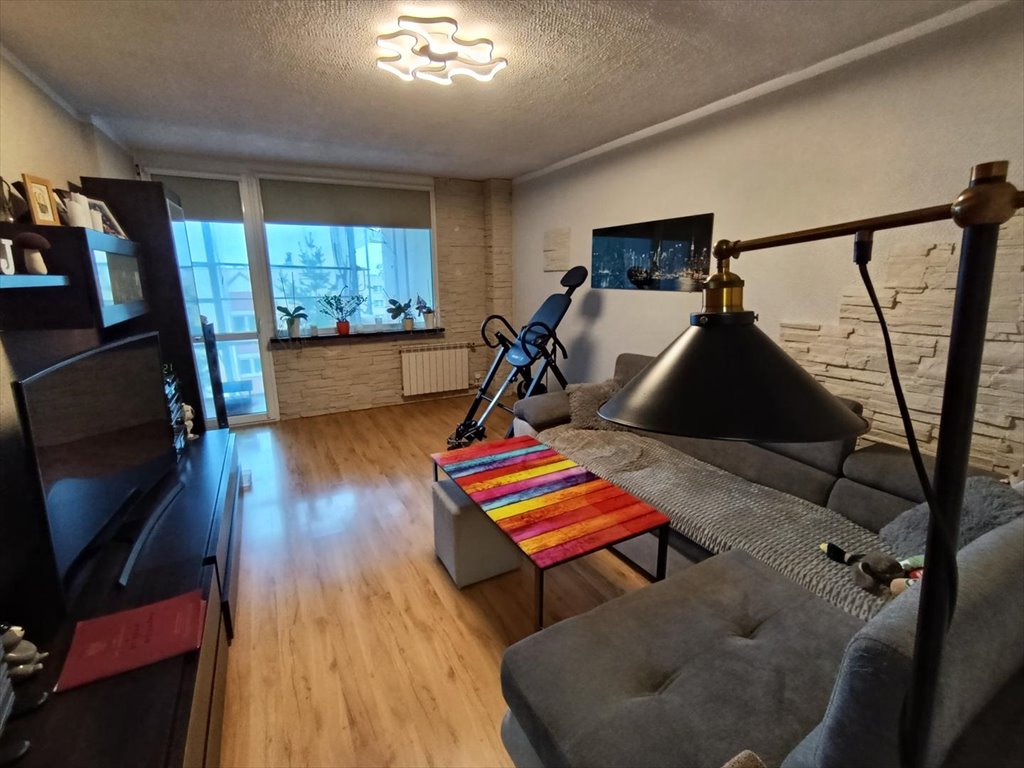 Tychy - 52 m² z dużą kuchnią i balkonem - blisko infrastruktury Tychy, P, Poziomkowa  52m2 Foto 1