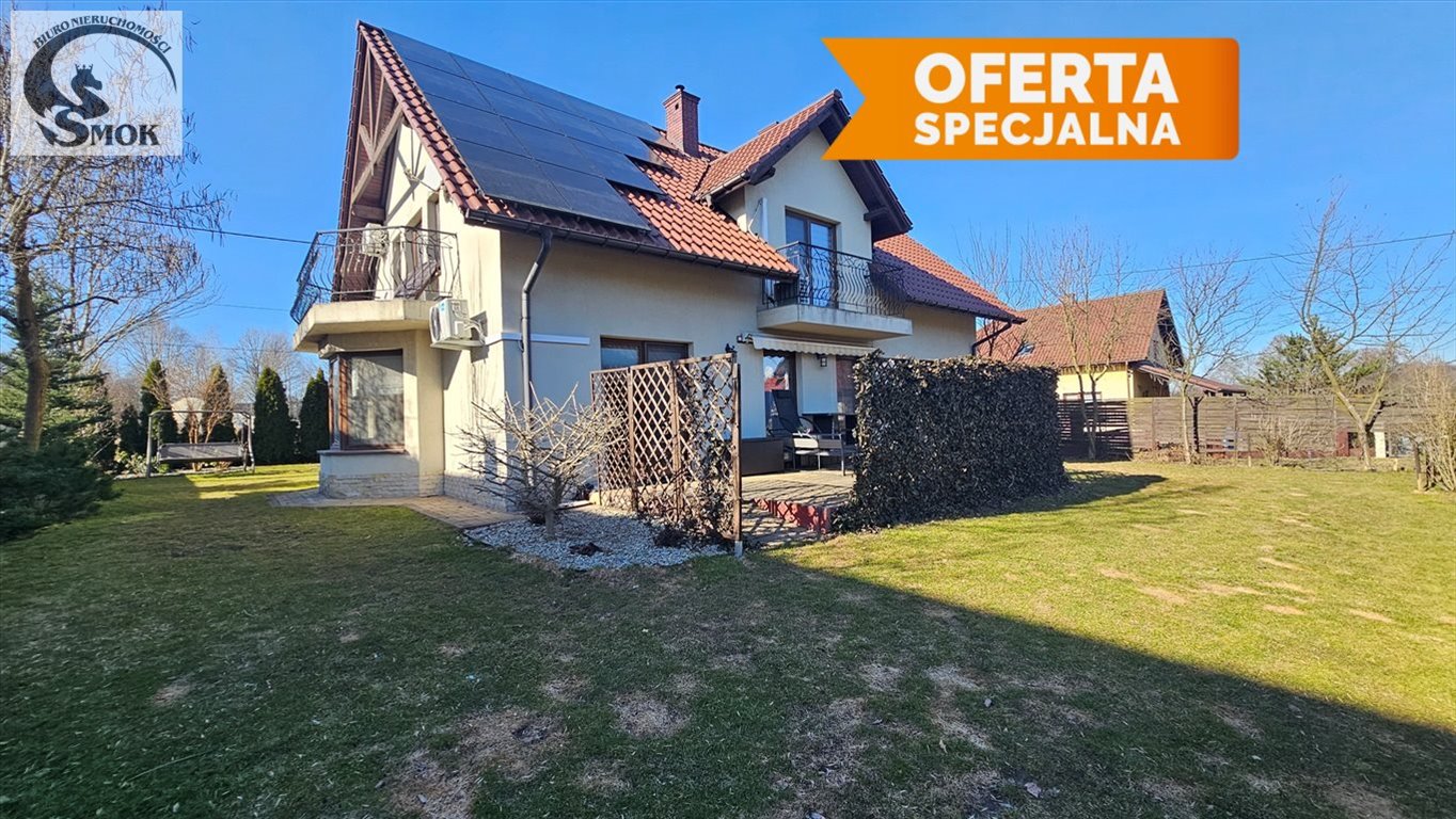 Dom 178 m² z panelami fotowoltaicznymi i garażem zapraszam Lusina  178m2 Foto 1