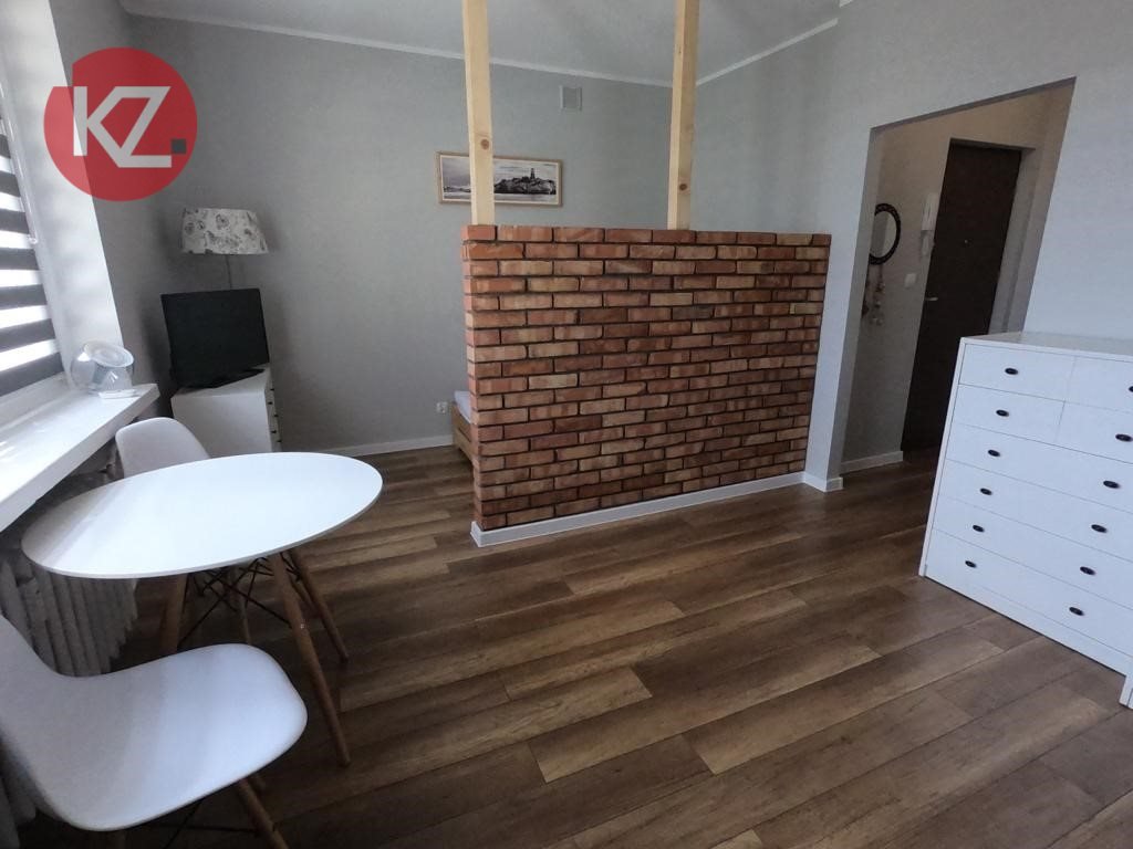 Kawalerka po remoncie w centrum Piły, pełne wyposażenie Piła, Śródmieście, Śródmiejska  26m2 Foto 1