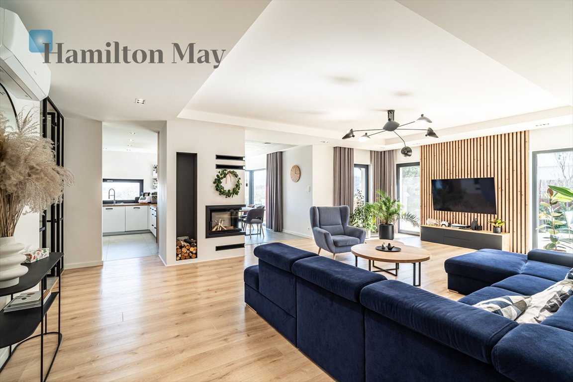 Nowoczesny dom 204 m² z panoramicznymi przeszkleniami i dużą działką Konary, Konary, Skrzyszów  204m2 Foto 1