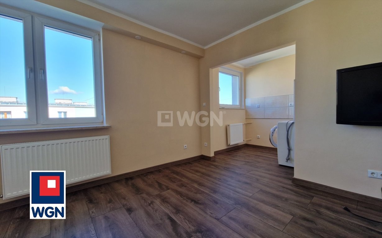 Kawalerka na sprzedaż Kożuchów, 22 lipca  24m2 Foto 1