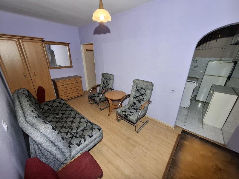 2-pokojowe mieszkanie 31 m² w centrum Konina (niskie ceglane bloki) Konin  31m2 Foto 1